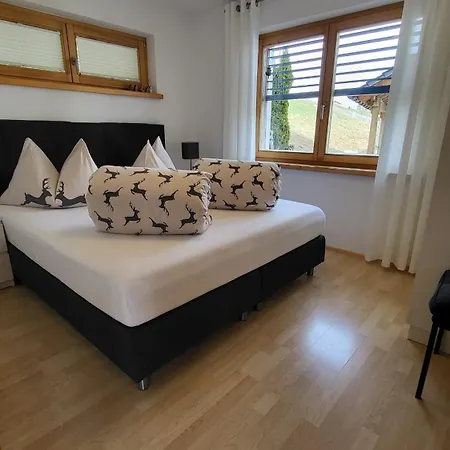 Scandella Otto Und Monika Apartman Sent