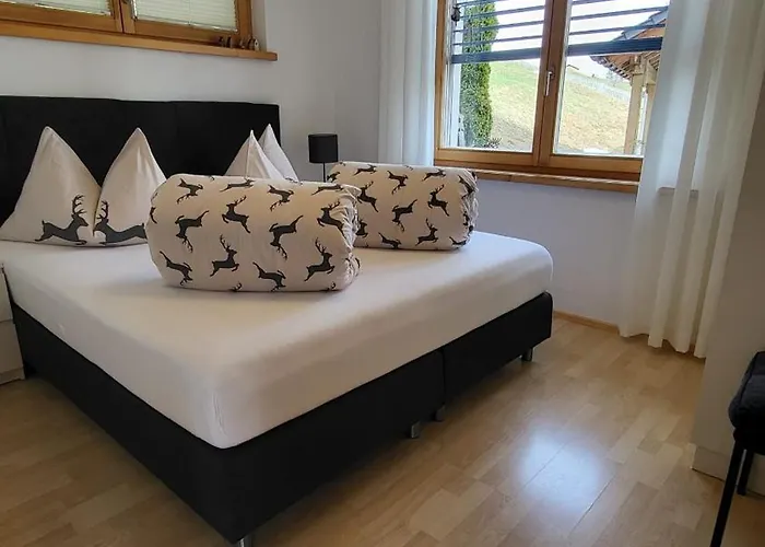 Scandella Otto Und Monika Appartement Sent